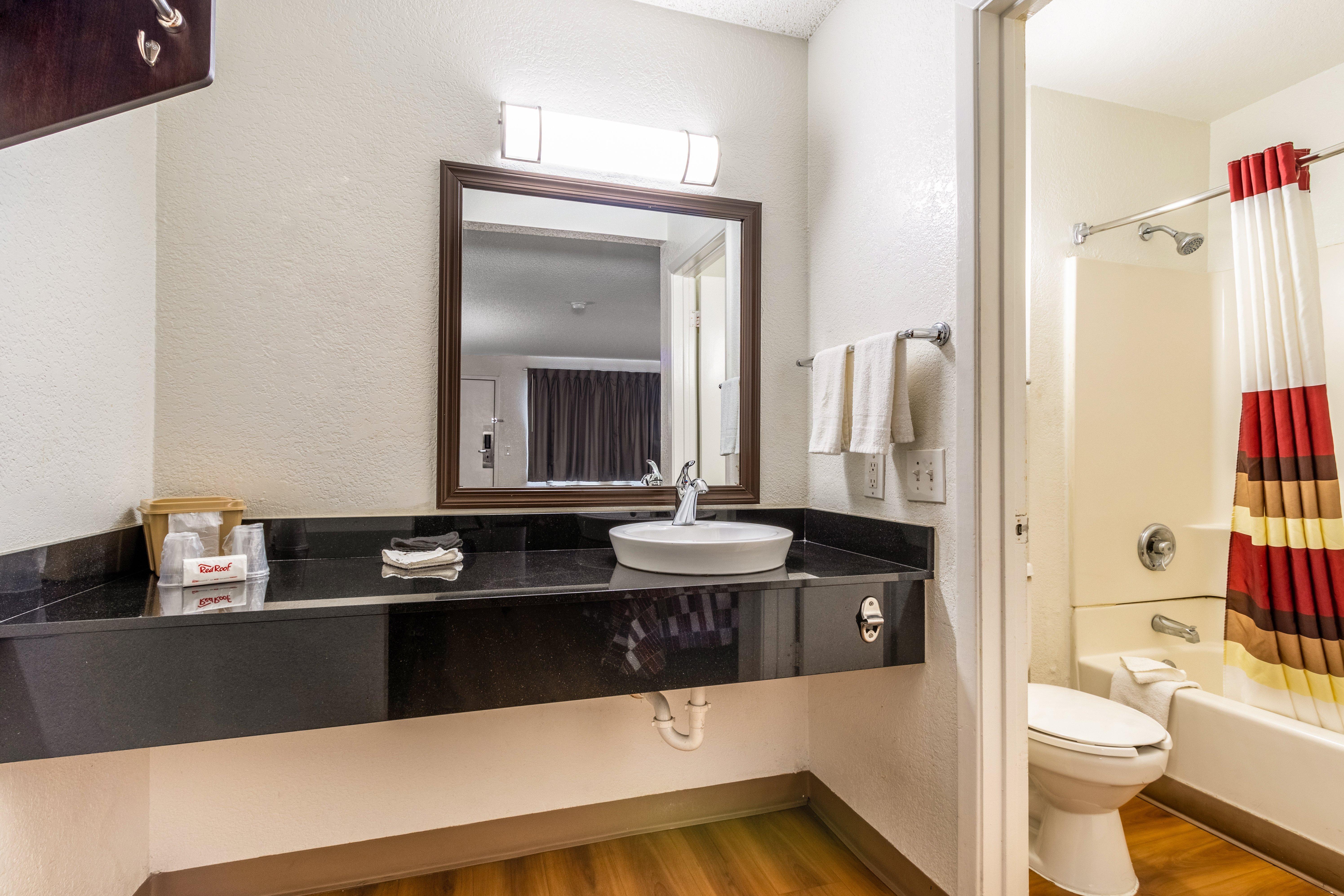 Red Roof Inn Phoenix- Midtown Экстерьер фото