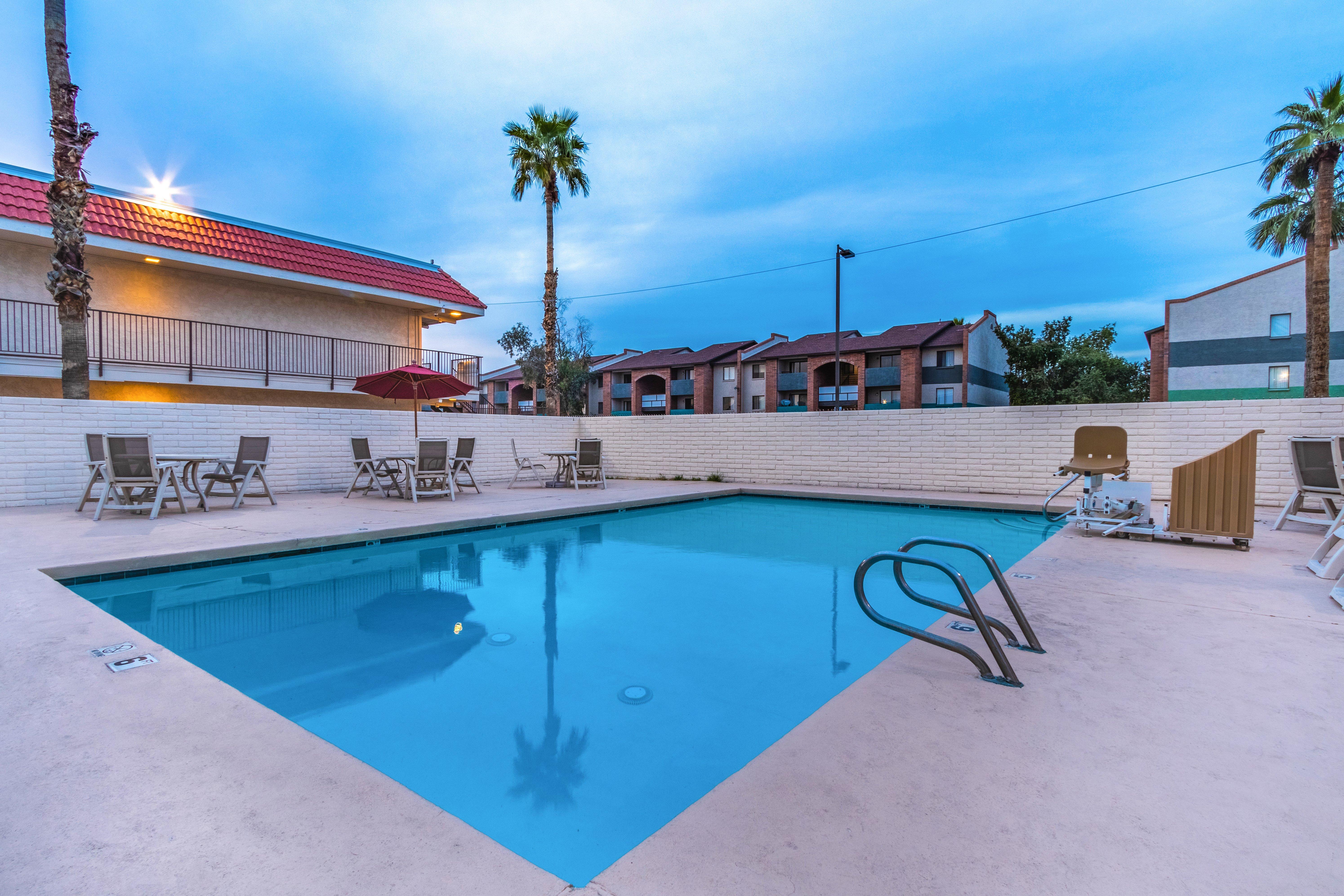 Red Roof Inn Phoenix- Midtown Экстерьер фото