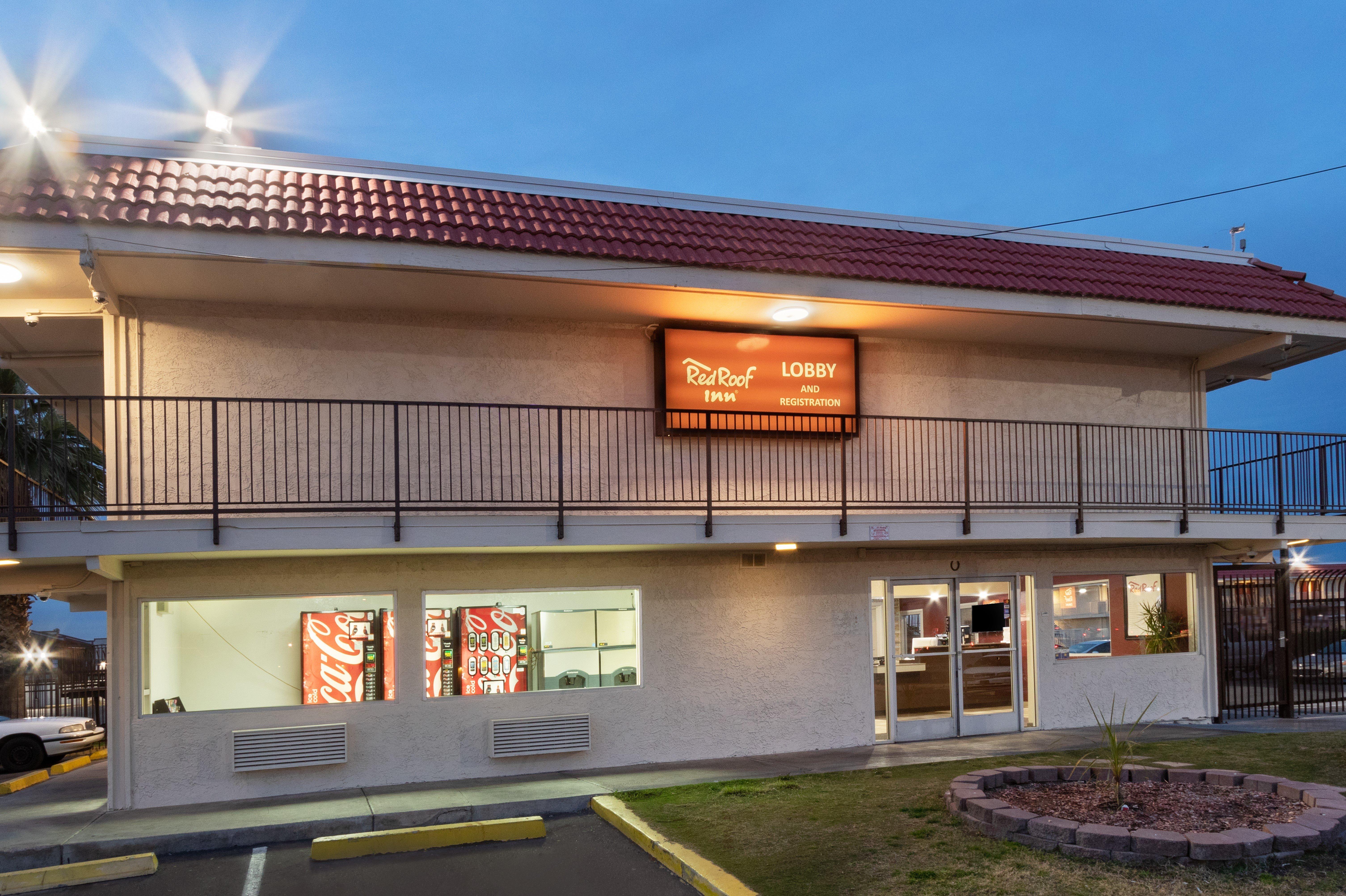 Red Roof Inn Phoenix- Midtown Экстерьер фото