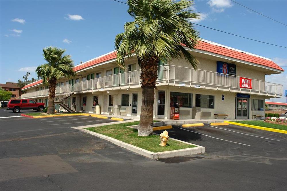 Red Roof Inn Phoenix- Midtown Экстерьер фото