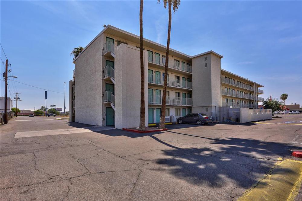 Red Roof Inn Phoenix- Midtown Экстерьер фото
