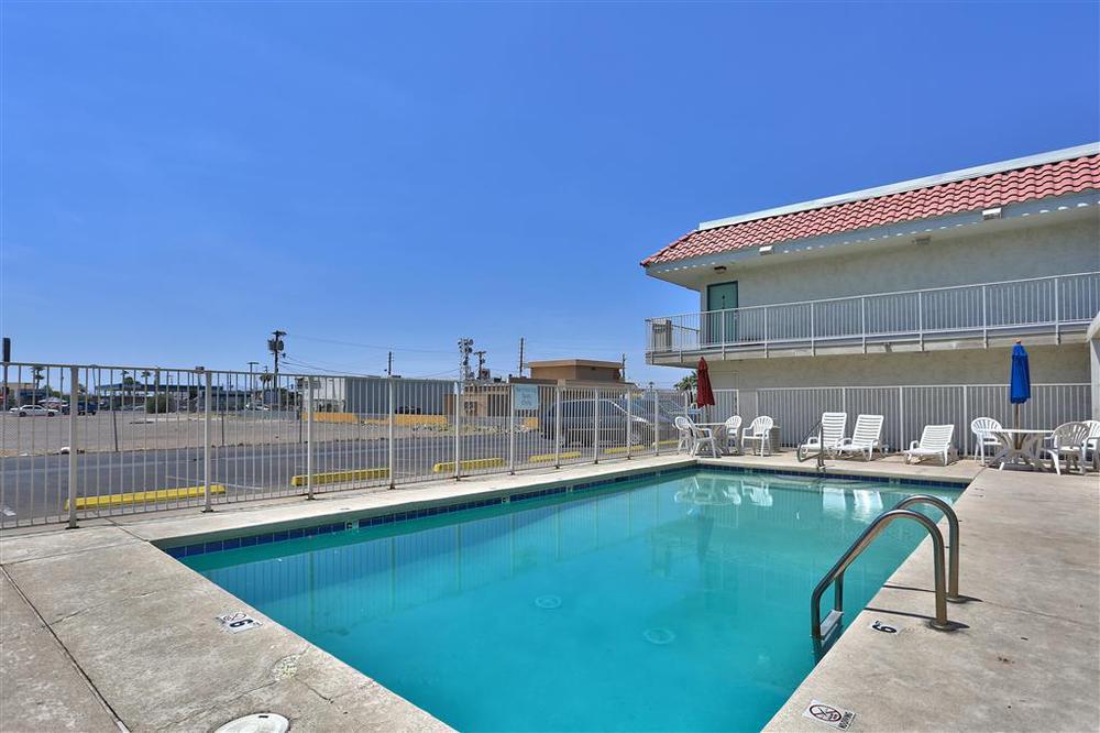 Red Roof Inn Phoenix- Midtown Удобства фото